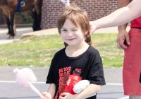 July 30, 2024: Sen. Tartaglione distributed hundreds of free bookbags, as well as hot dogs, cotton candy and drinks,  to young students in Bridesburg yesterday during the first in her series of Community Days across the 2nd District.