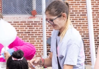 July 30, 2024: Sen. Tartaglione distributed hundreds of free bookbags, as well as hot dogs, cotton candy and drinks,  to young students in Bridesburg yesterday during the first in her series of Community Days across the 2nd District.