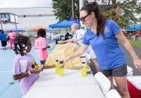 July 30, 2024: Sen. Tartaglione distributed hundreds of free bookbags, as well as hot dogs, cotton candy and drinks,  to young students in Bridesburg yesterday during the first in her series of Community Days across the 2nd District.