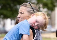 July 30, 2024: Sen. Tartaglione distributed hundreds of free bookbags, as well as hot dogs, cotton candy and drinks,  to young students in Bridesburg yesterday during the first in her series of Community Days across the 2nd District.