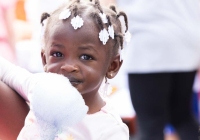 July 30, 2024: Sen. Tartaglione distributed hundreds of free bookbags, as well as hot dogs, cotton candy and drinks,  to young students in Bridesburg yesterday during the first in her series of Community Days across the 2nd District.