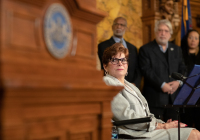 January 28, 2020:  Senator Tartaglione join the governor and workers to  call to raise Pennsylvania’s minimum wage.